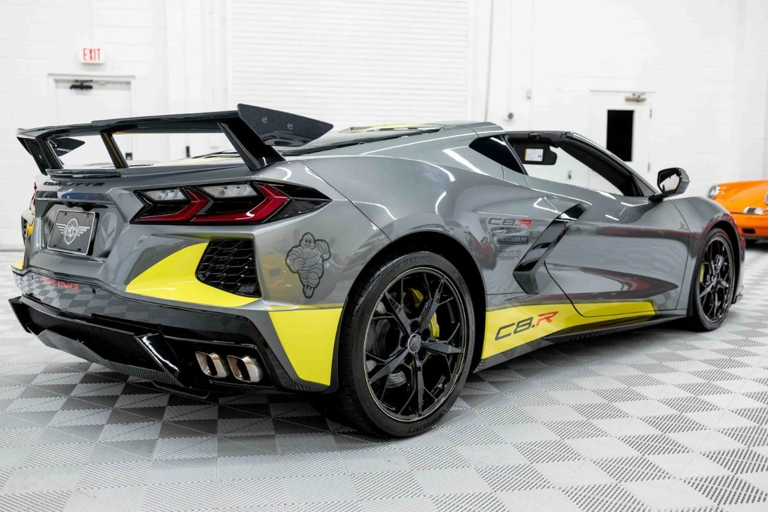 2022 Chevrolet Corvette C8 - Image 7 of 31