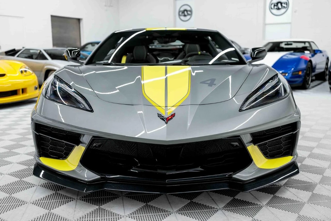 2022 Chevrolet Corvette C8 - Image 4 of 31