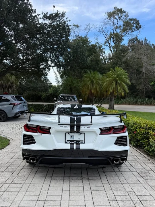 2022 Chevrolet Corvette C8 - Image 6 of 8