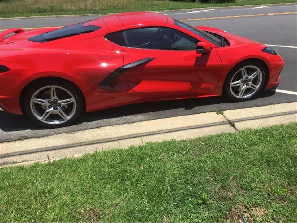 2022 Chevrolet Corvette C8 - Image 2 of 11