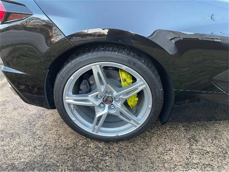 2022 Chevrolet Corvette C8 - Image 2 of 15