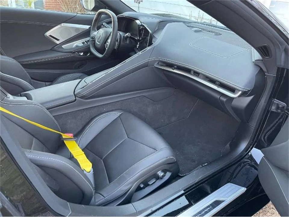 2022 Chevrolet Corvette C8 - Image 9 of 15