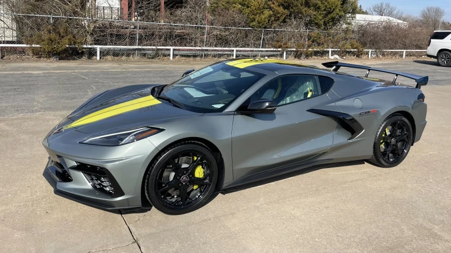 2022 Chevrolet Corvette C8 - Image 2 of 10