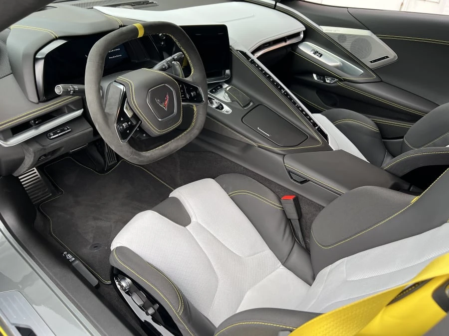 2022 Chevrolet Corvette C8 - Image 4 of 11