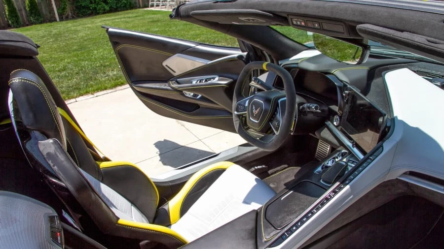 2022 Chevrolet Corvette C8 - Image 7 of 31