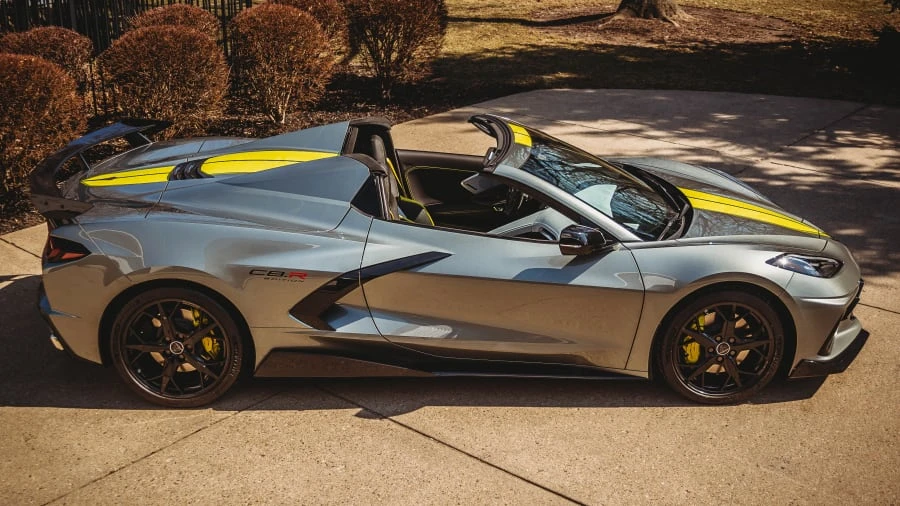 2022 Chevrolet Corvette C8 - Image 16 of 17
