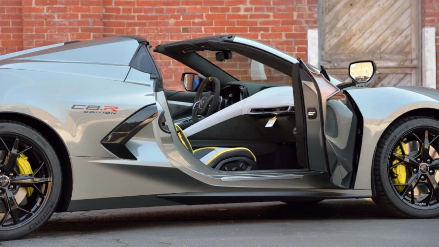 2022 Chevrolet Corvette C8 - Image 17 of 27