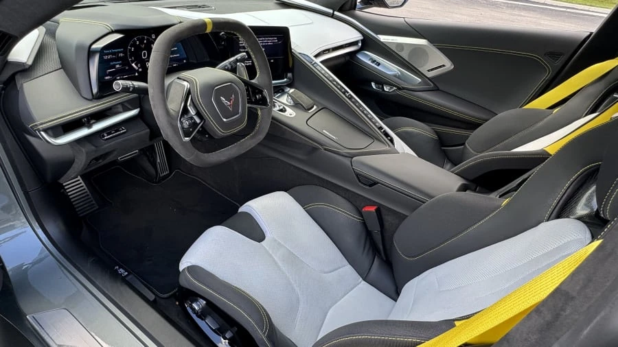 2022 Chevrolet Corvette C8 - Image 22 of 31