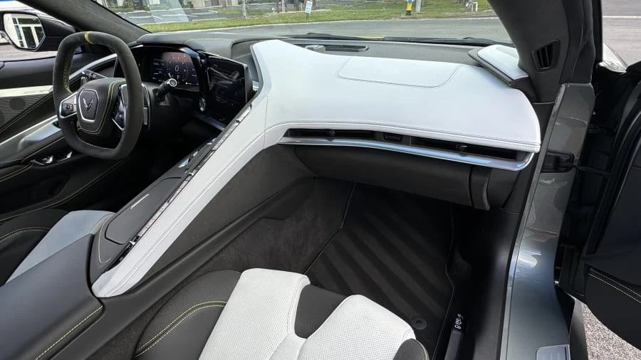 2022 Chevrolet Corvette C8 - Image 25 of 31
