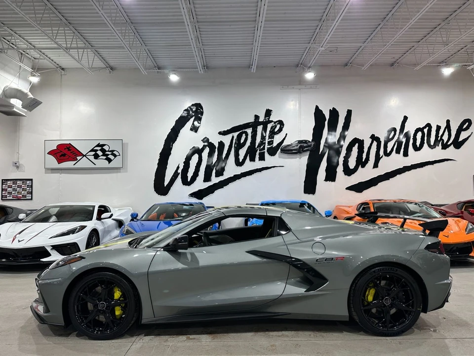 2022 Chevrolet Corvette C8 - Image 2 of 15