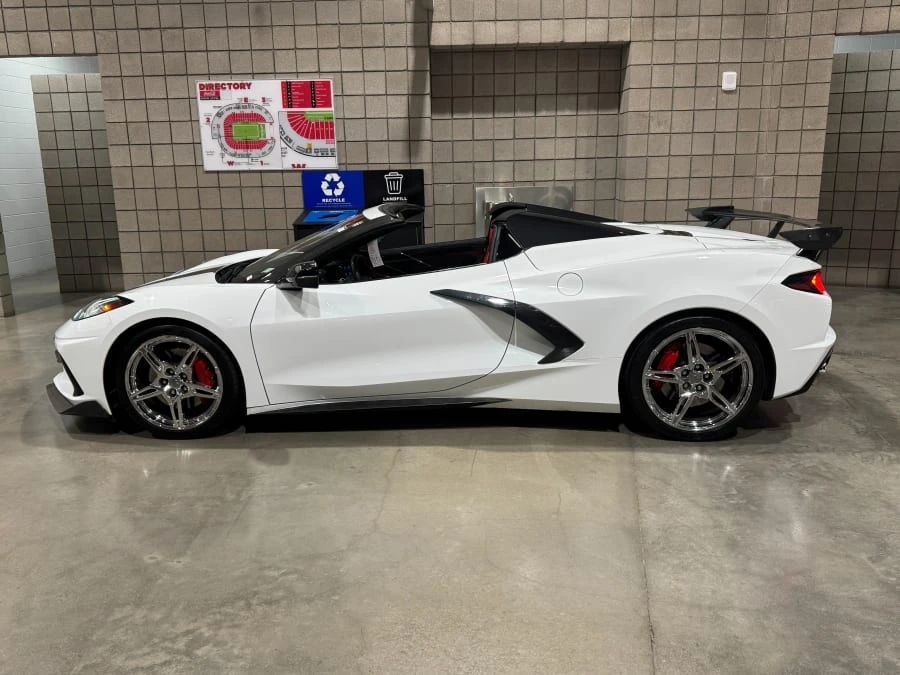 2022 Chevrolet Corvette C8 - Image 2 of 14