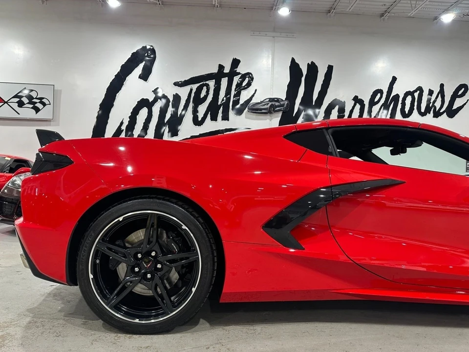 2022 Chevrolet Corvette C8 - Image 5 of 21