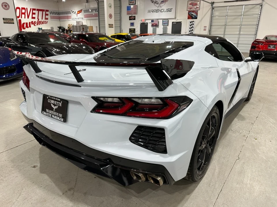 2022 Chevrolet Corvette C8 - Image 6 of 10