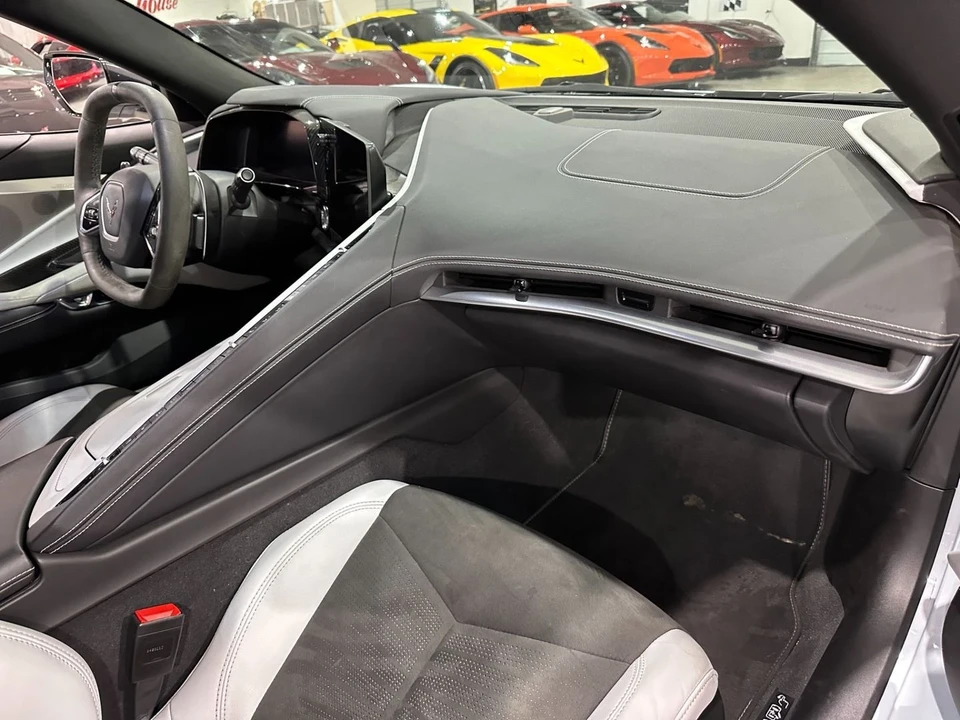 2022 Chevrolet Corvette C8 - Image 9 of 10