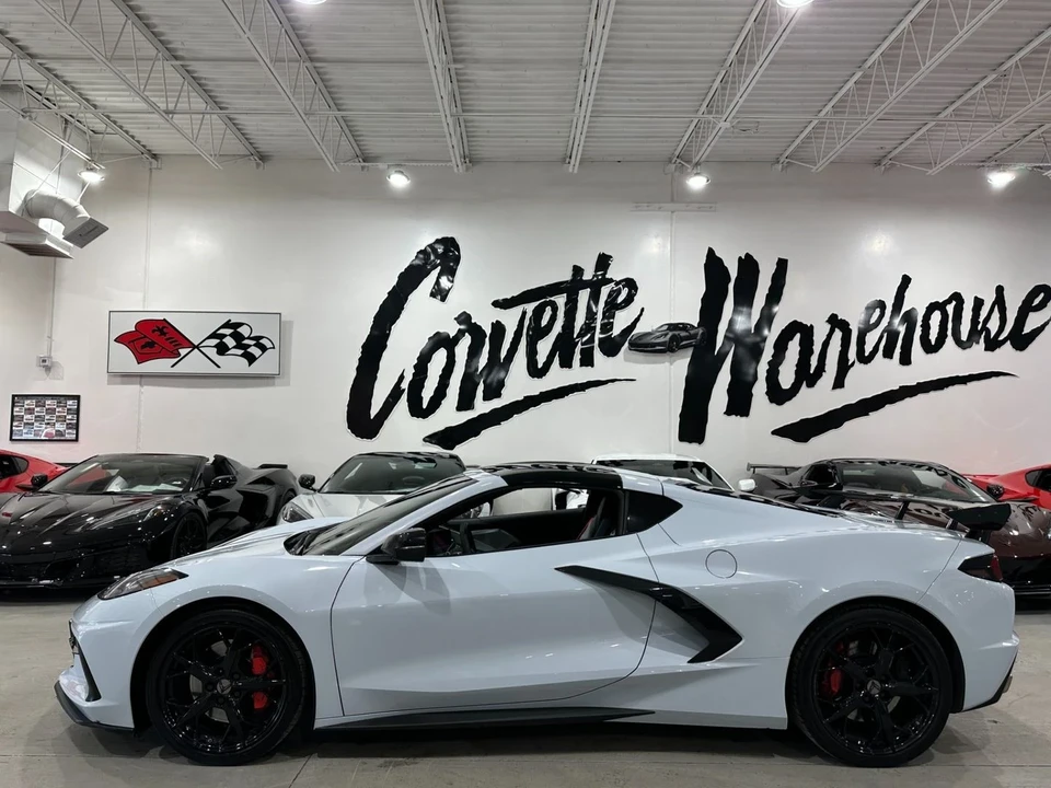 2022 Chevrolet Corvette C8 - Image 2 of 10