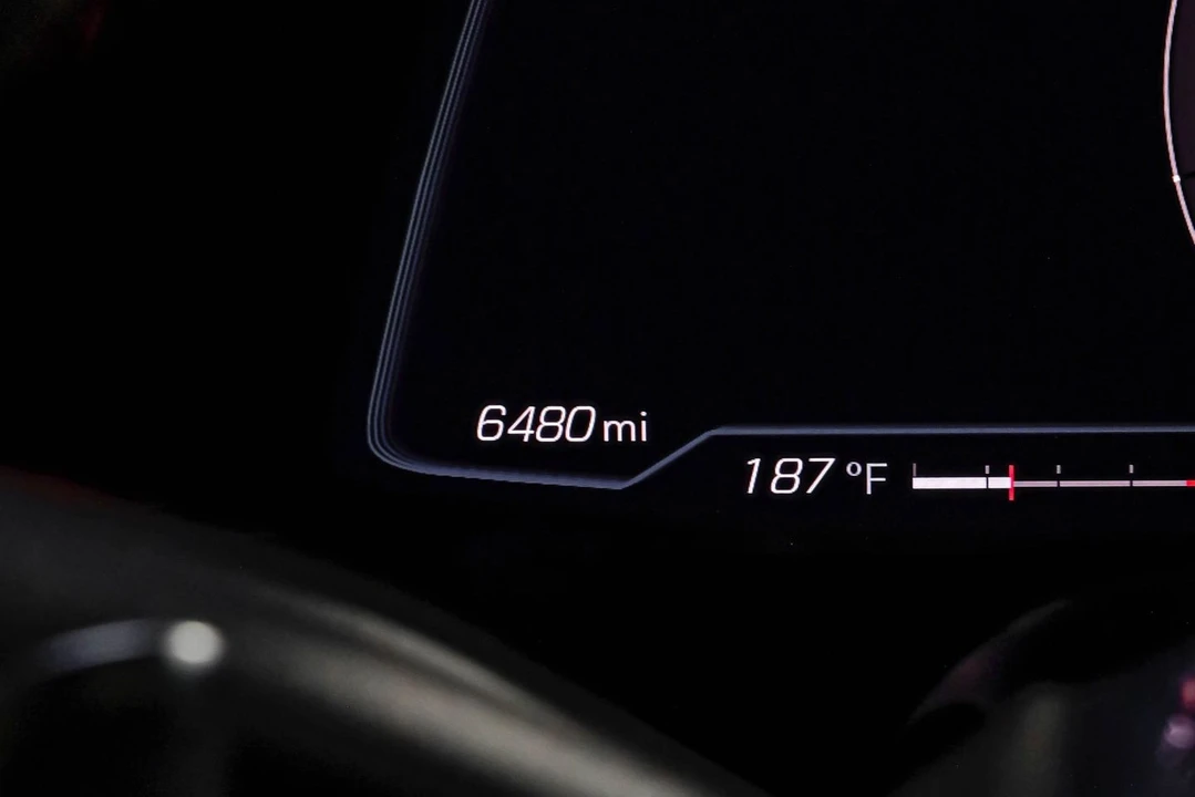 2022 Chevrolet Corvette C8 - Image 27 of 31