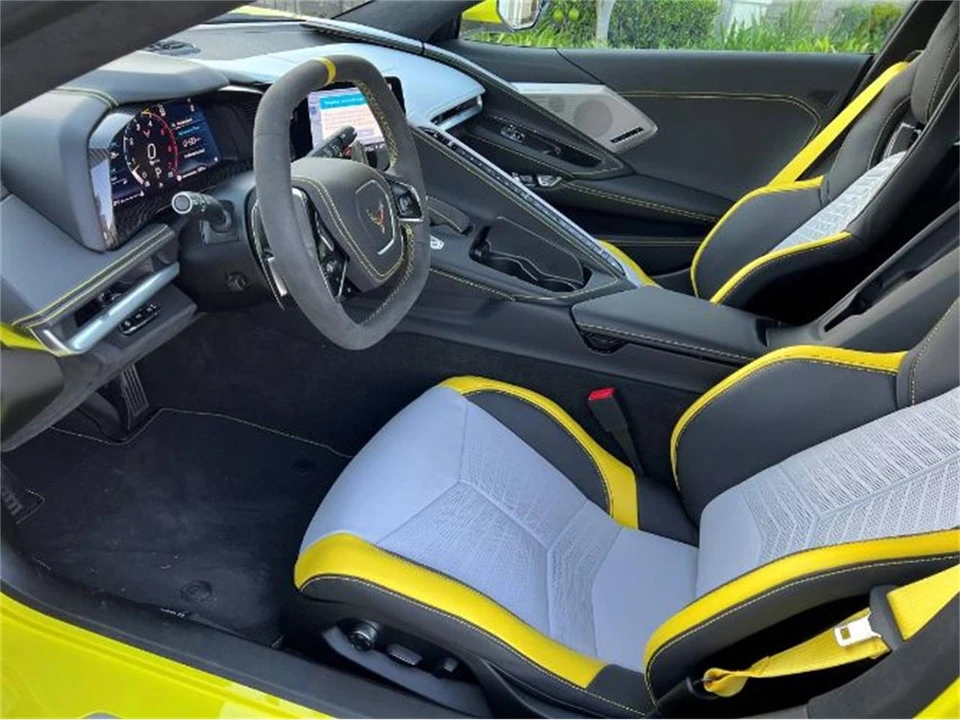 2022 Chevrolet Corvette C8 - Image 3 of 8