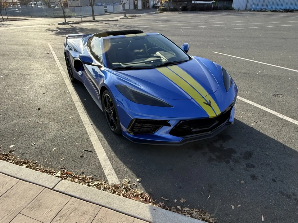 2022 Chevrolet Corvette C8 - Image 2 of 21