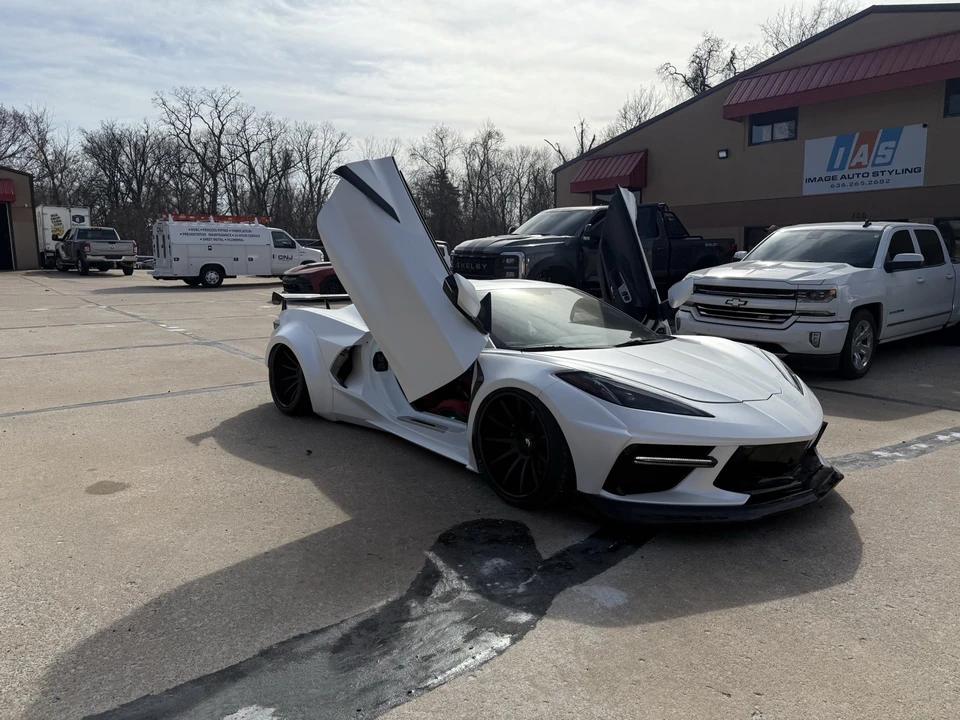 2022 Chevrolet Corvette C8 - Image 4 of 15