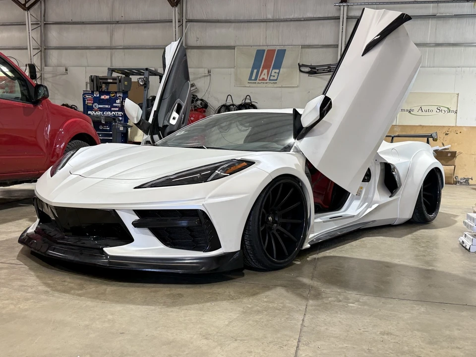 2022 Chevrolet Corvette C8 - Image 5 of 15