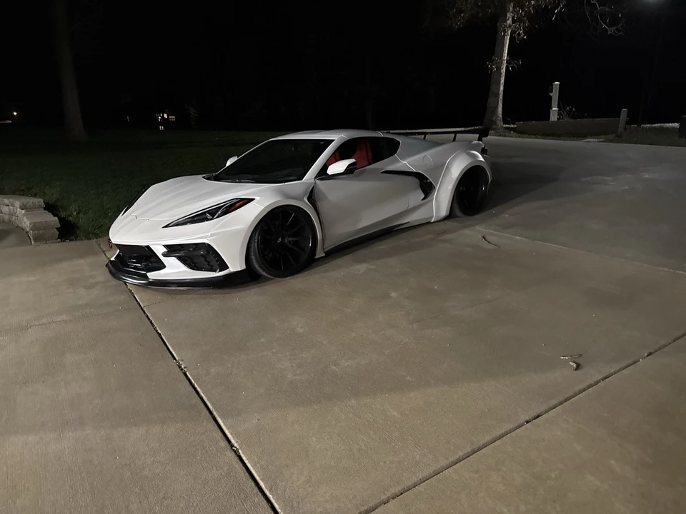 2022 Chevrolet Corvette C8 - Image 7 of 15