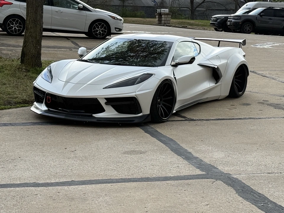2022 Chevrolet Corvette C8 - Image 8 of 15