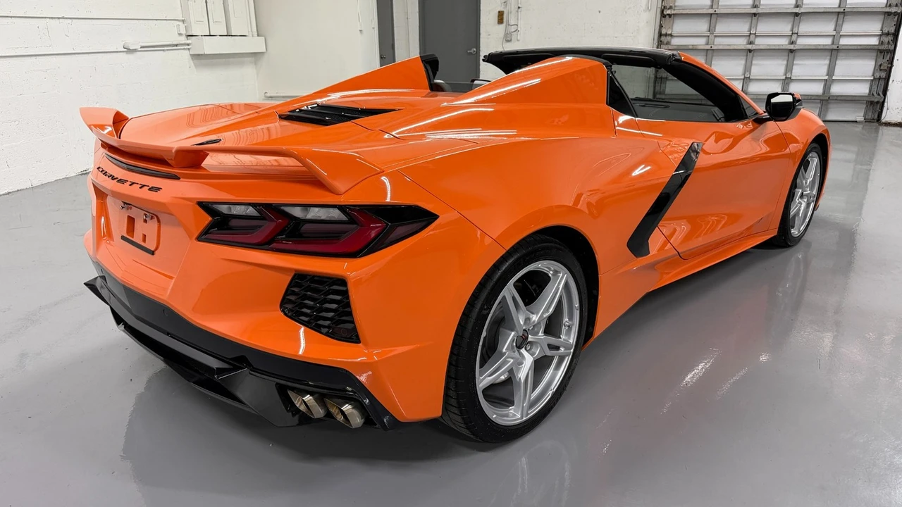 2022 Chevrolet Corvette C8 - Image 16 of 21