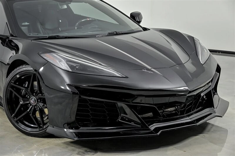 2022 Chevrolet Corvette C8 - Image 2 of 31