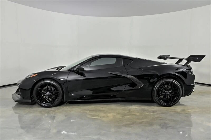 2022 Chevrolet Corvette C8 - Image 6 of 31