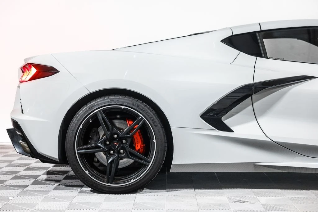 2022 Chevrolet Corvette C8 - Image 4 of 31