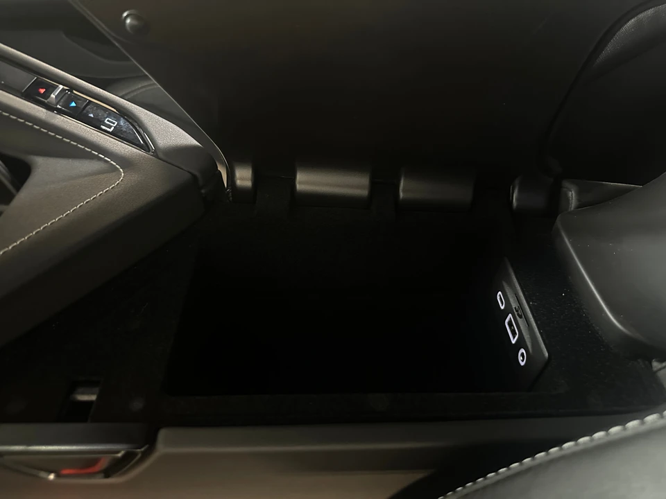 2022 Chevrolet Corvette C8 - Image 11 of 31