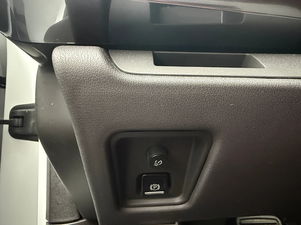 2022 Chevrolet Corvette C8 - Image 7 of 17