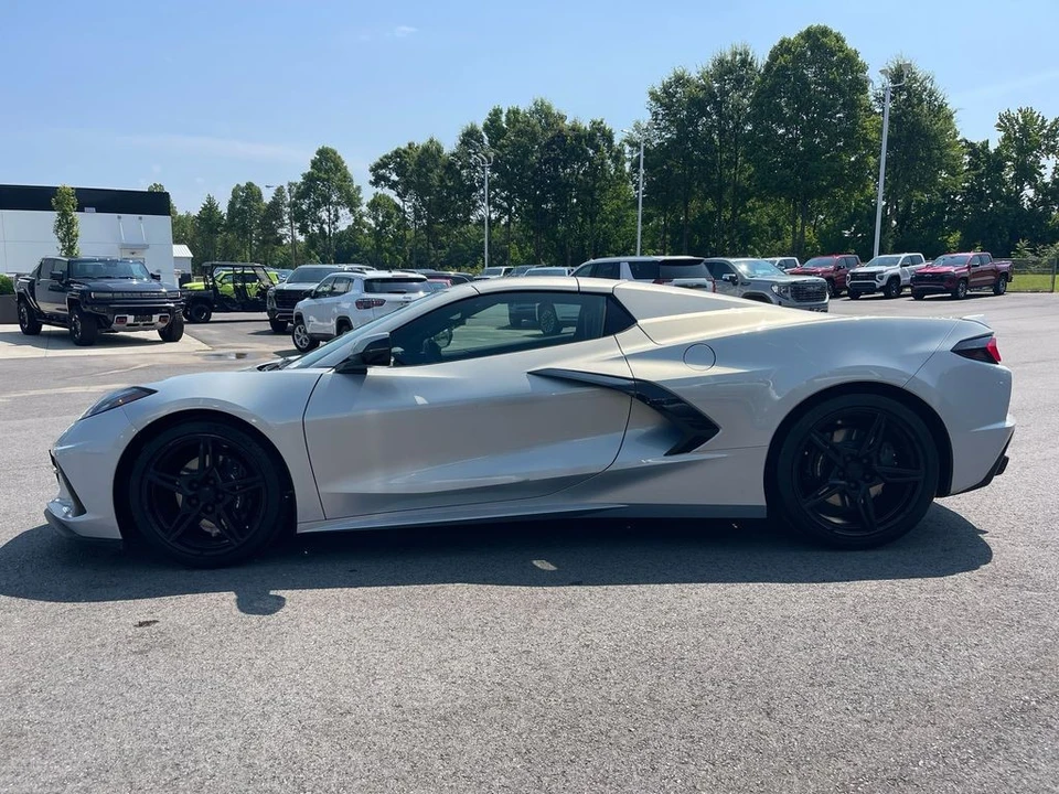 2022 Chevrolet Corvette C8 - Image 2 of 12