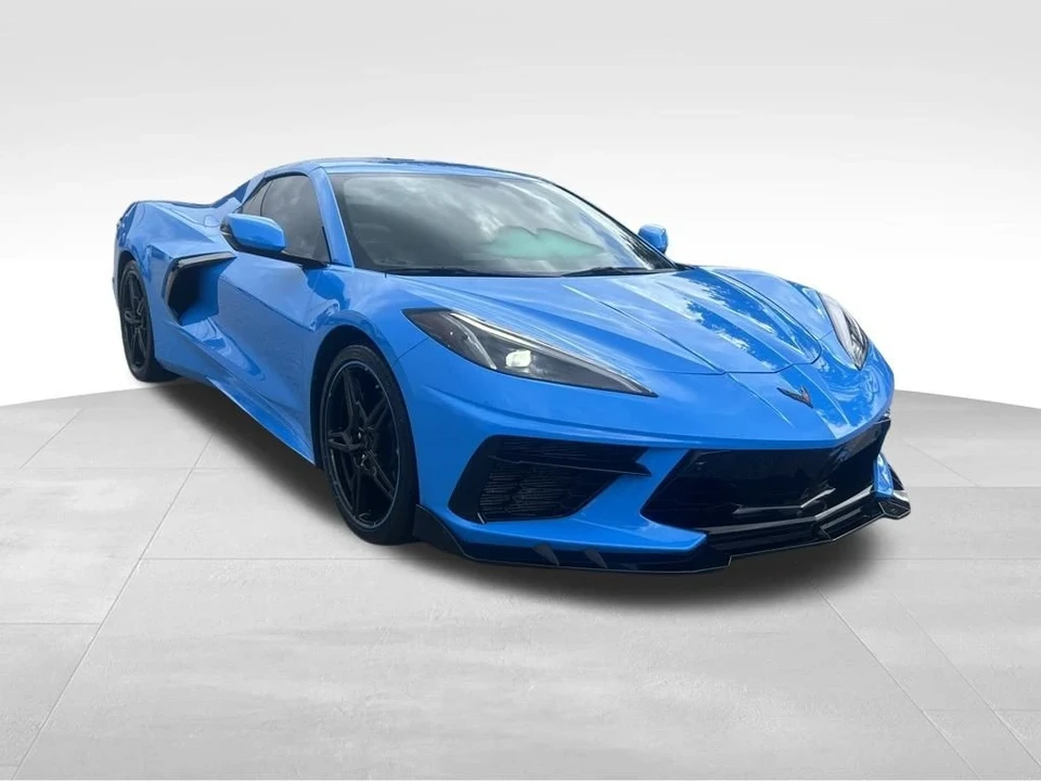 2022 Chevrolet Corvette C8 - Image 2 of 12