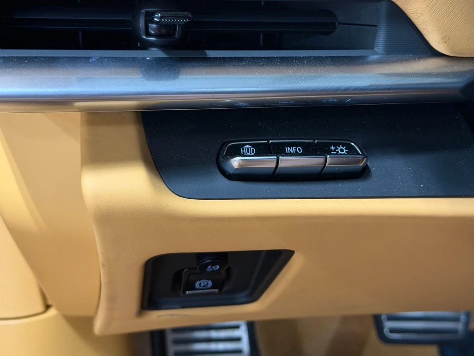 2022 Chevrolet Corvette C8 - Image 2 of 31