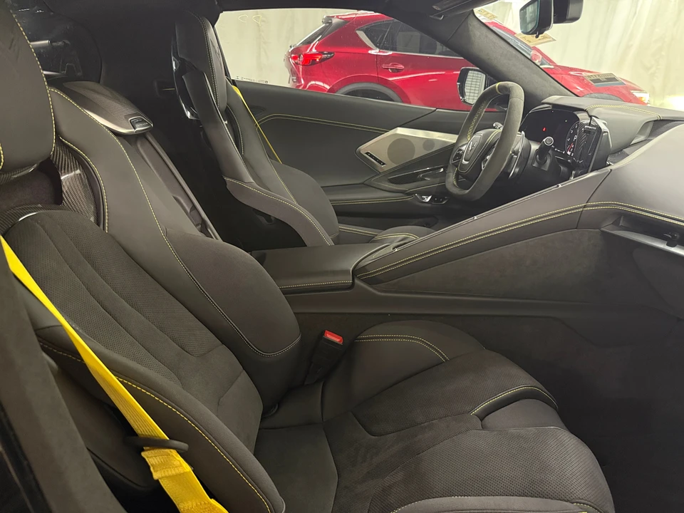 2022 Chevrolet Corvette C8 - Image 3 of 31