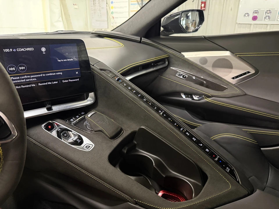 2022 Chevrolet Corvette C8 - Image 2 of 31