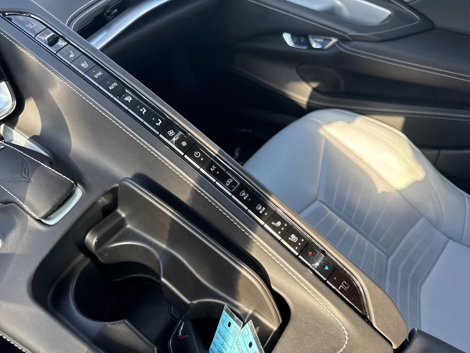 2022 Chevrolet Corvette C8 - Image 17 of 31