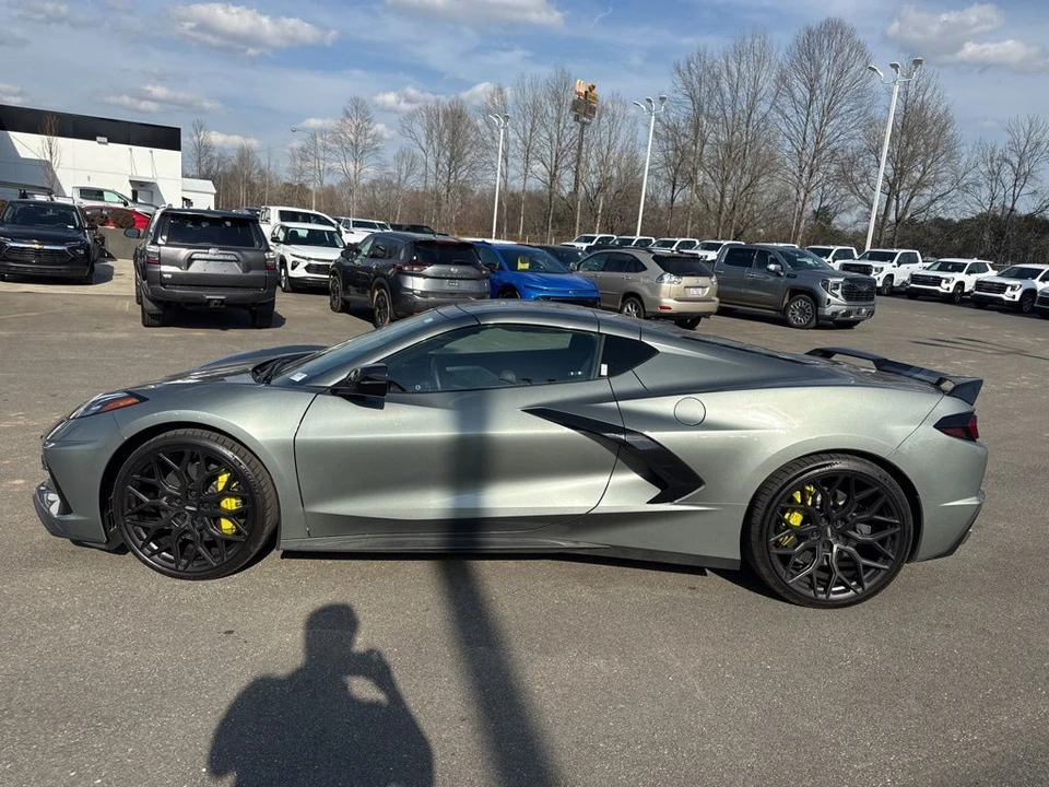 2022 Chevrolet Corvette C8 - Image 2 of 12