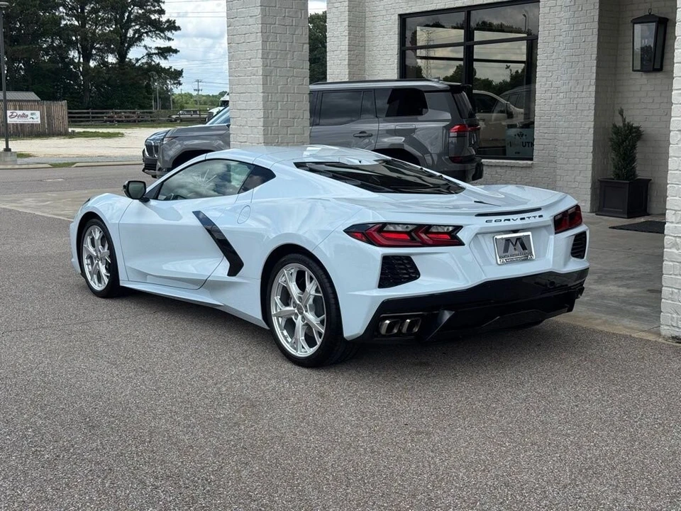 2022 Chevrolet Corvette C8 - Image 9 of 24