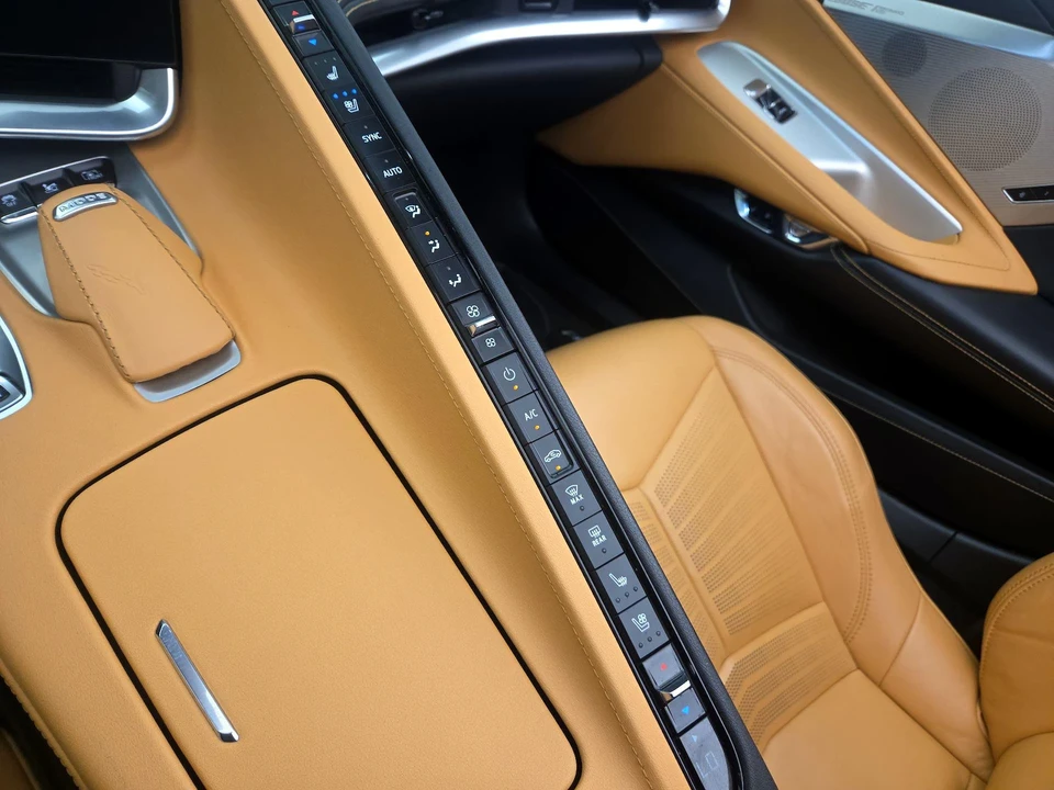 2022 Chevrolet Corvette C8 - Image 15 of 24