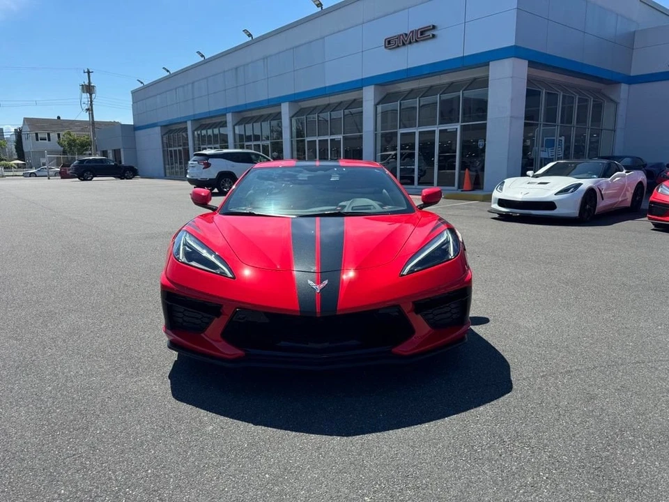 2022 Chevrolet Corvette C8 - Image 2 of 9