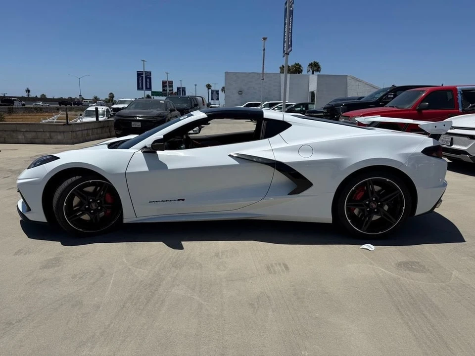 2022 Chevrolet Corvette C8 - Image 5 of 14