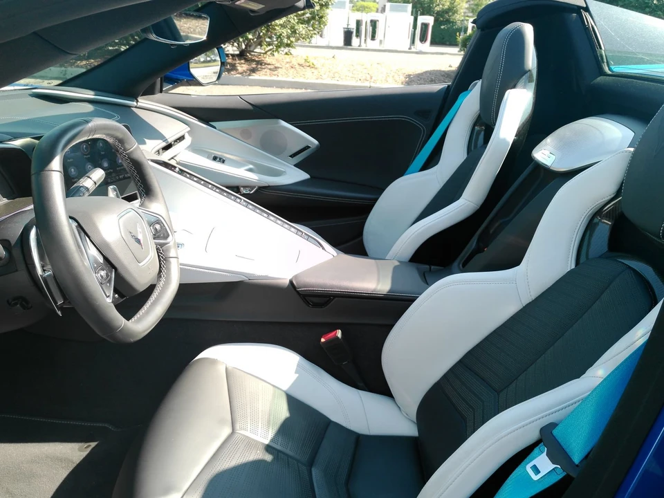 2022 Chevrolet Corvette C8 - Image 17 of 31