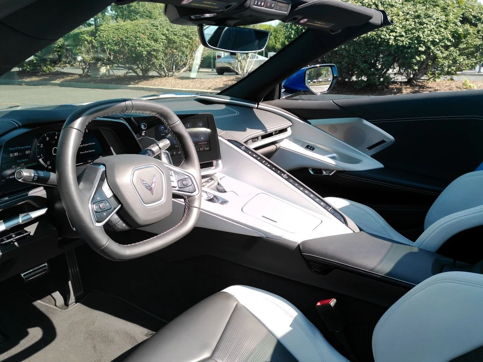 2022 Chevrolet Corvette C8 - Image 16 of 31