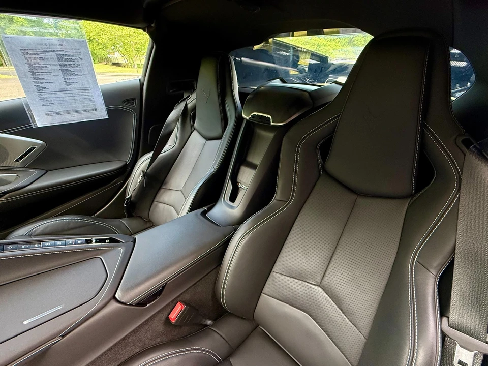 2022 Chevrolet Corvette C8 - Image 10 of 31
