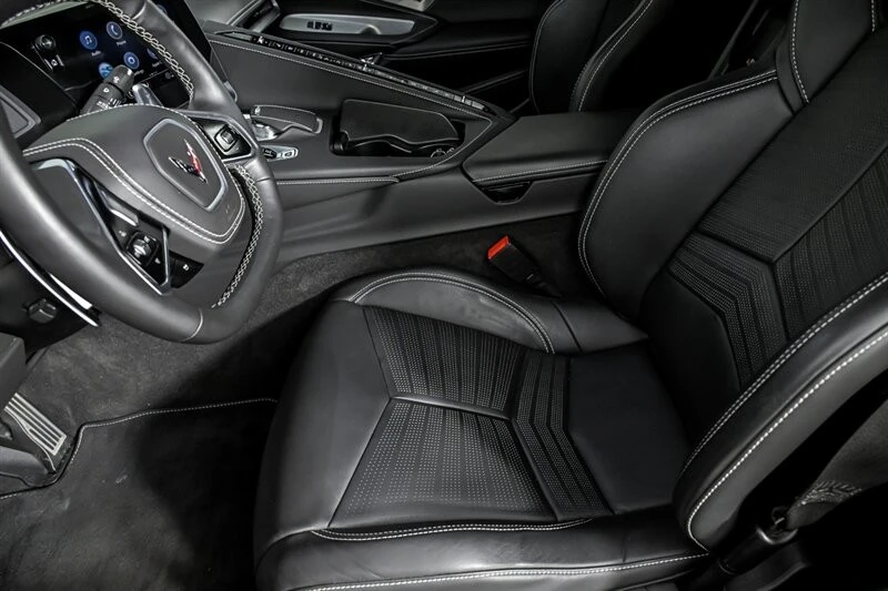 2022 Chevrolet Corvette C8 - Image 19 of 31