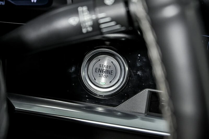 2022 Chevrolet Corvette C8 - Image 27 of 31