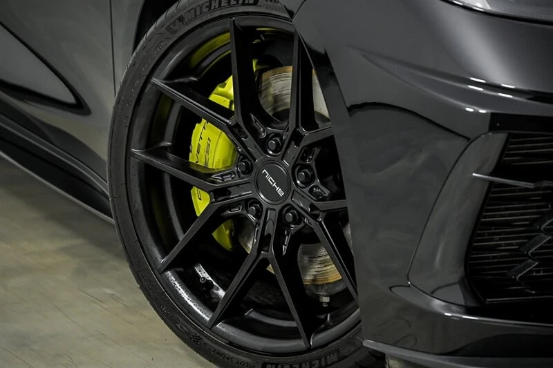2022 Chevrolet Corvette C8 - Image 4 of 31