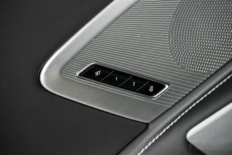 2022 Chevrolet Corvette C8 - Image 16 of 31